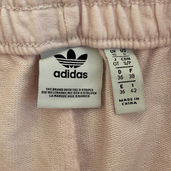 Pink adidas shorts - Picture 5 of 5